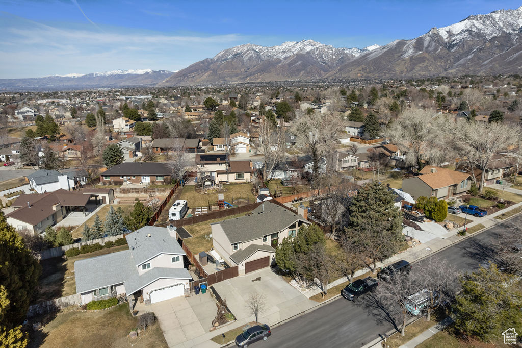 Bird's eye view with a mountain view and a residential view