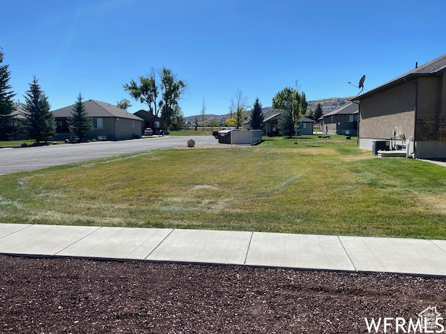 2005 S LAKE COTTAGE DR