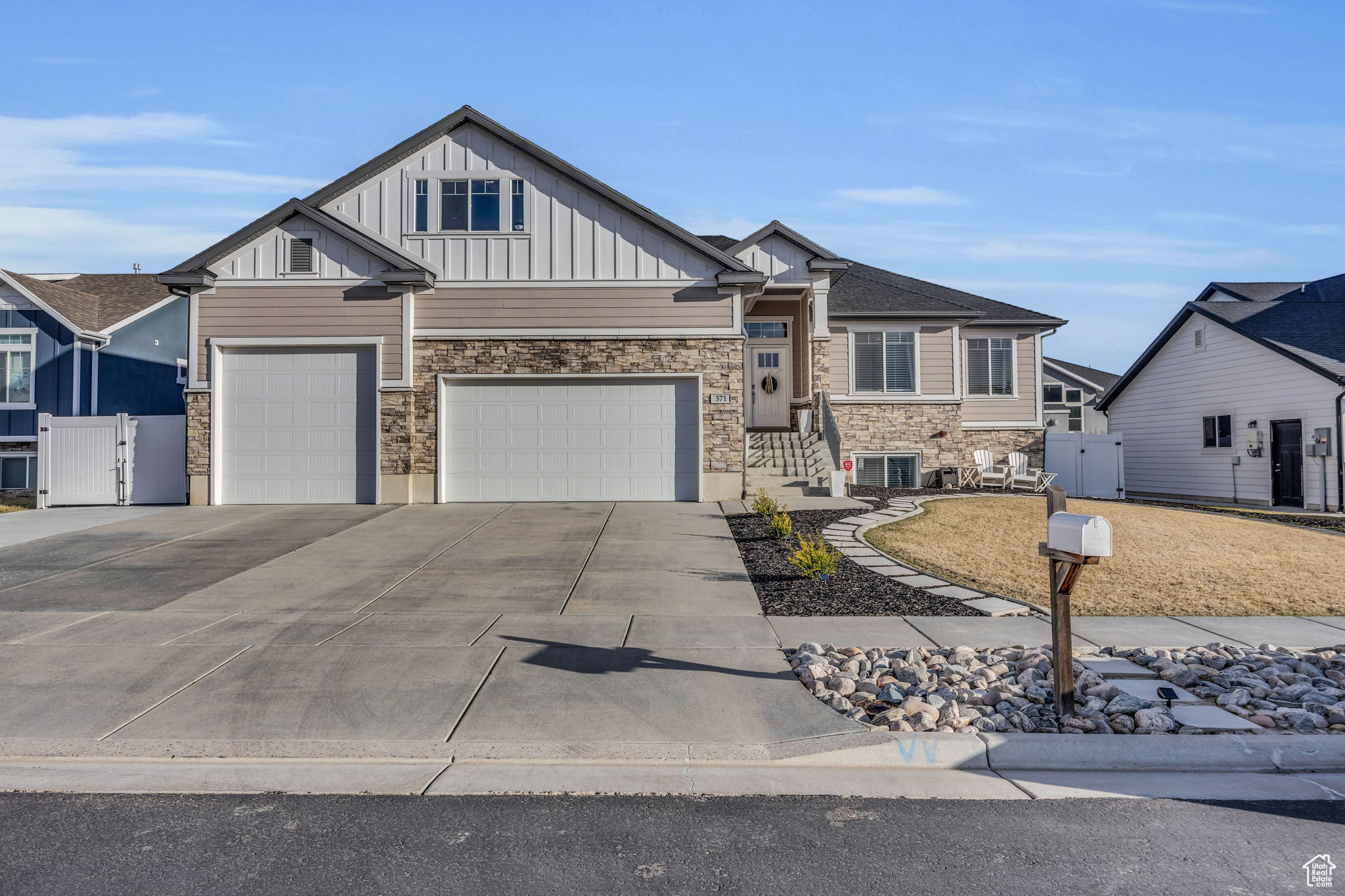 571 S 3350 W Syracuse UT 84075 | $725,000 | UtahRealEstate.com