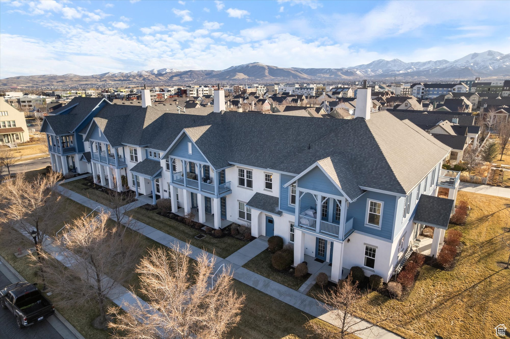 Aerial view with a mountain view and a residential view