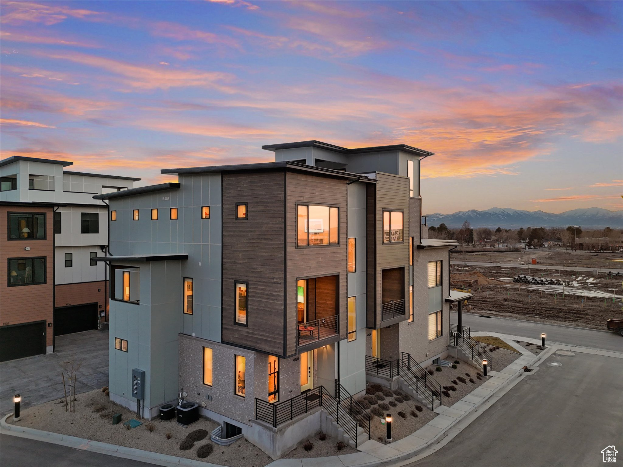 View of front of house featuring a mountain view