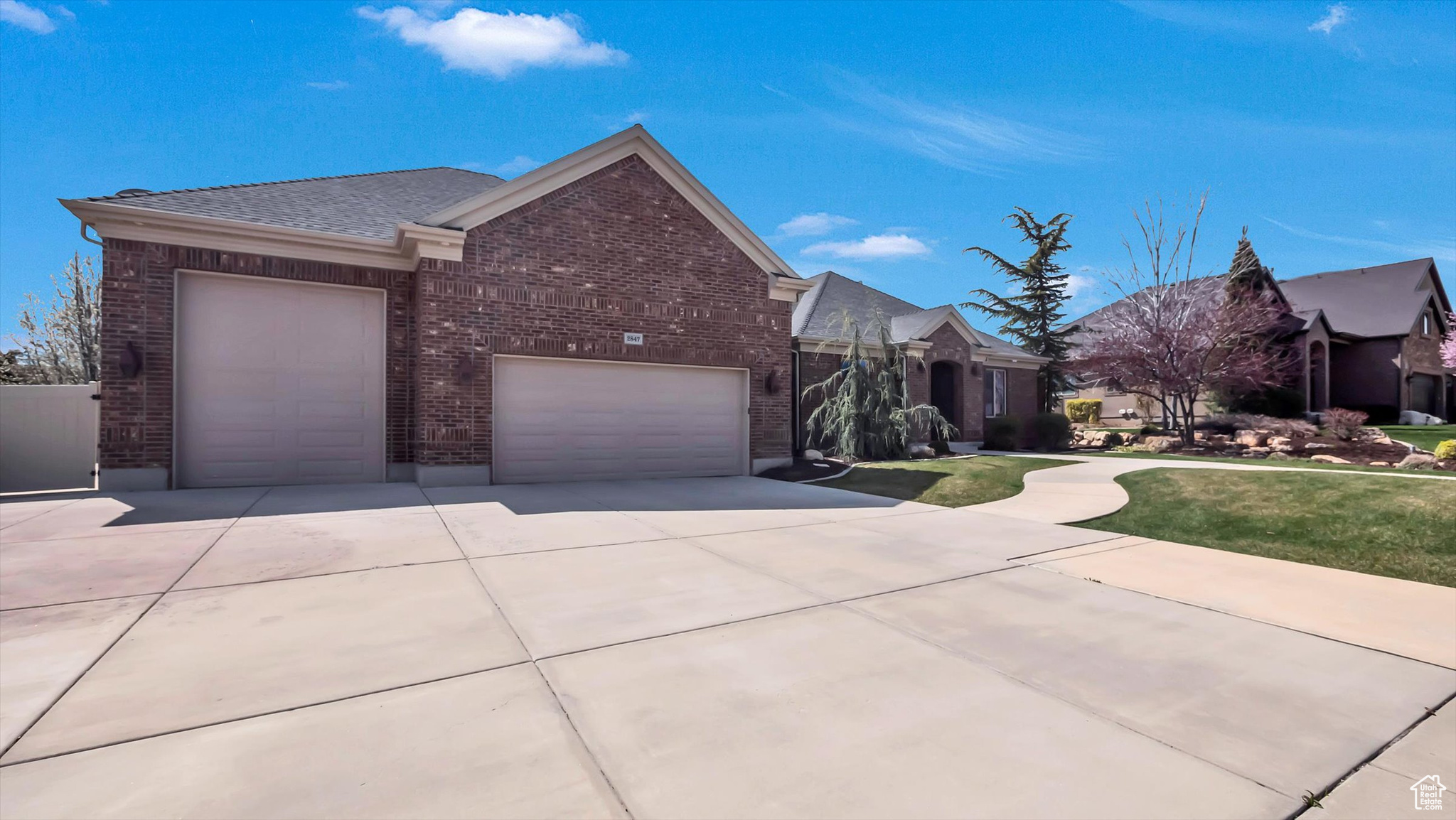 2847 W AMINI WAY