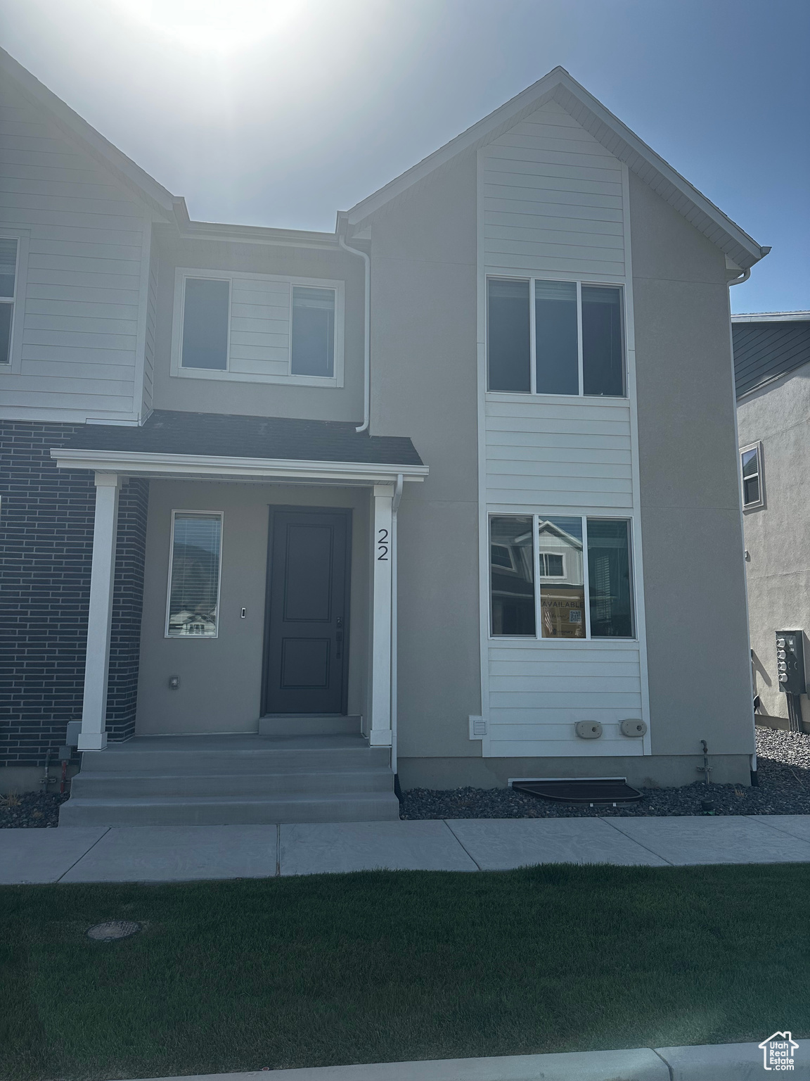 22 S STARLIGHT LN