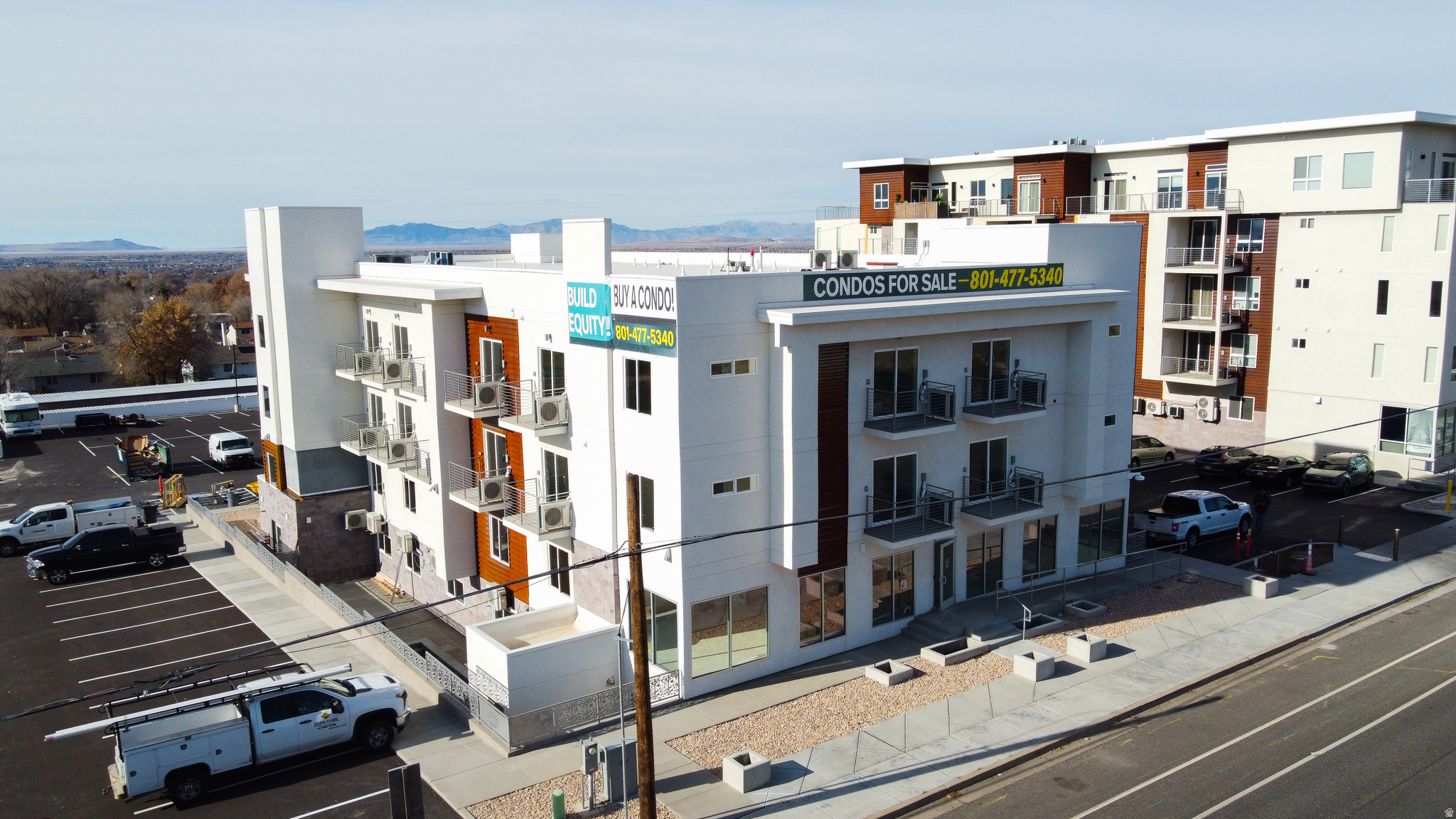 2085 N MAIN ST #301