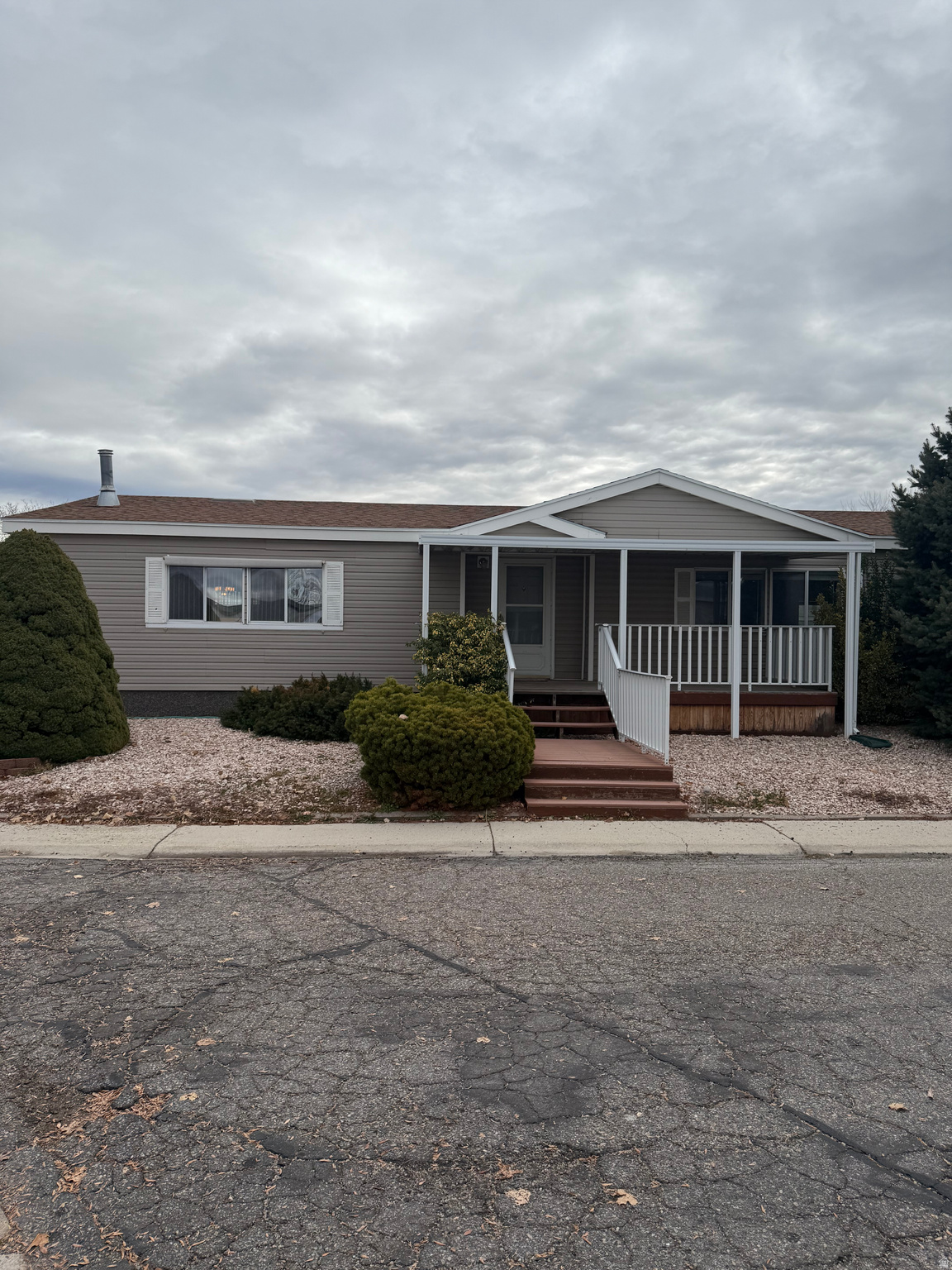 1111 N 2000 W #21