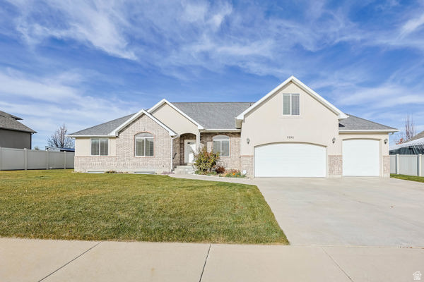 3352 W 10235 S