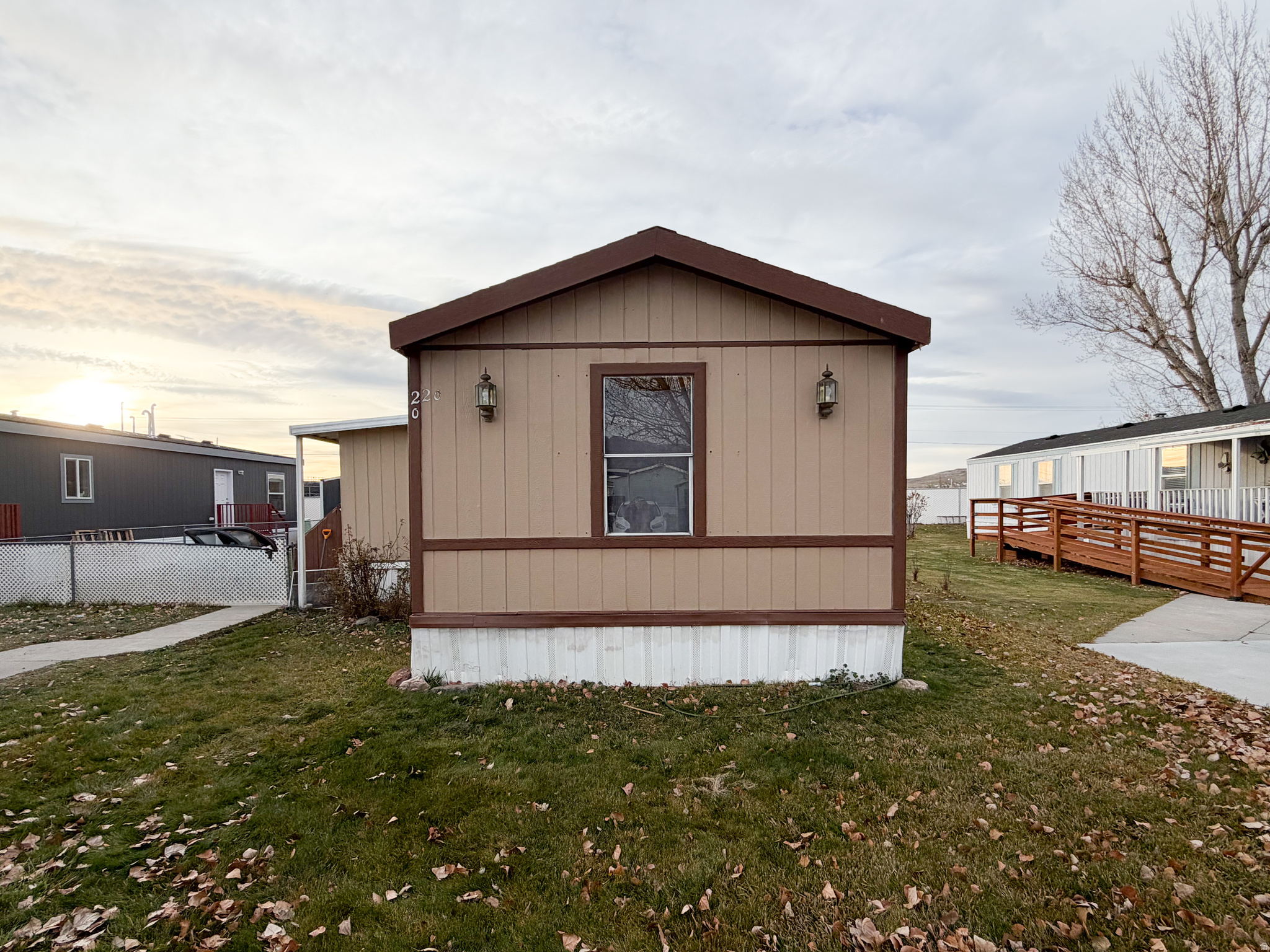 900 W MAIN ST #20