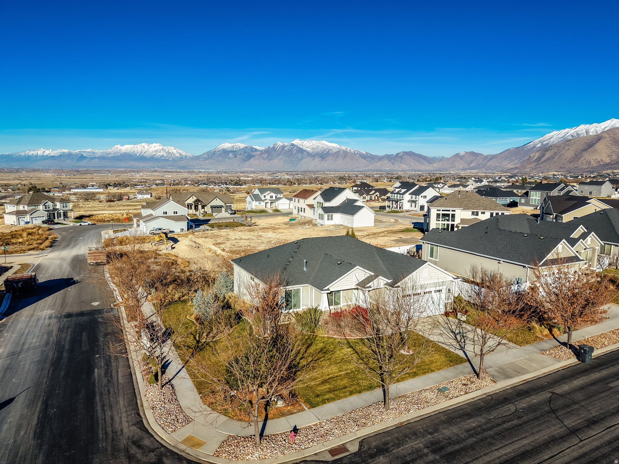 578 W SKY HAWK WAY Elk Ridge, UT 84651 - MLS 2126830