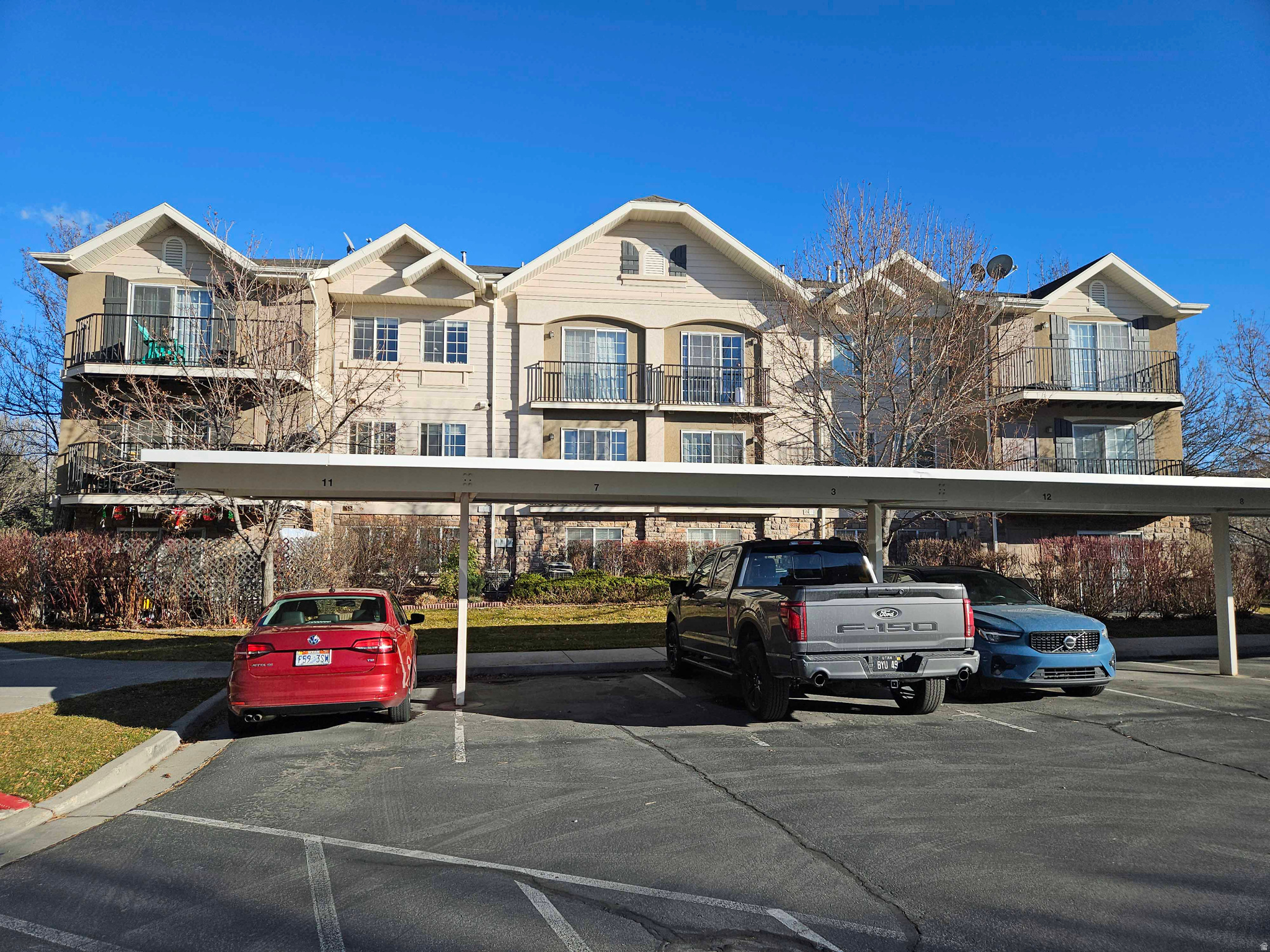 14043 S BRIDGEVIEW COURT