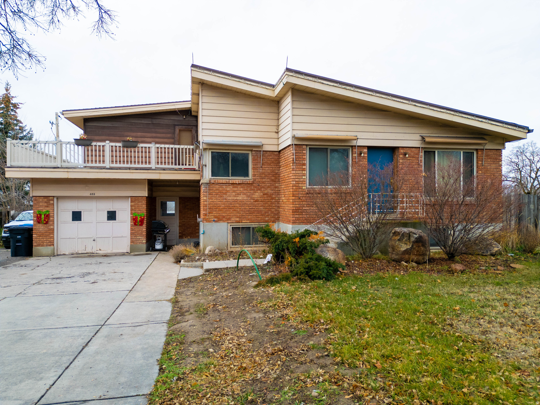 485 N MAIN ST