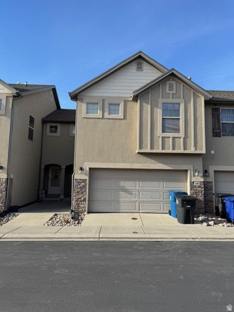 1187  DRAGONFLY LN