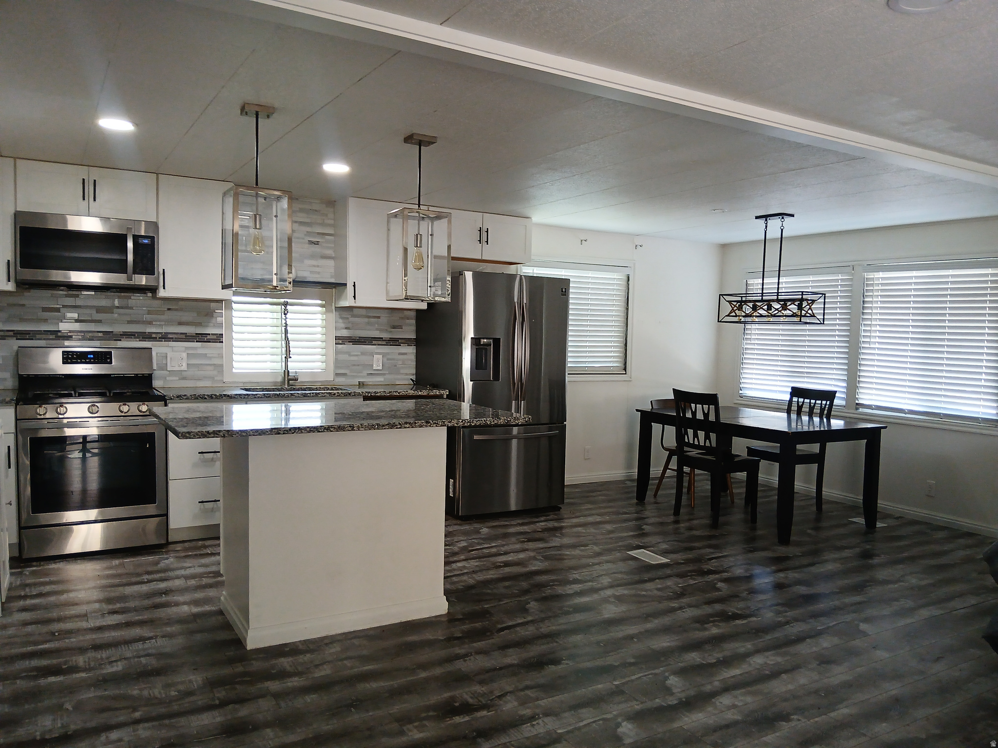 1209 W MEADOW STREAM RD #67