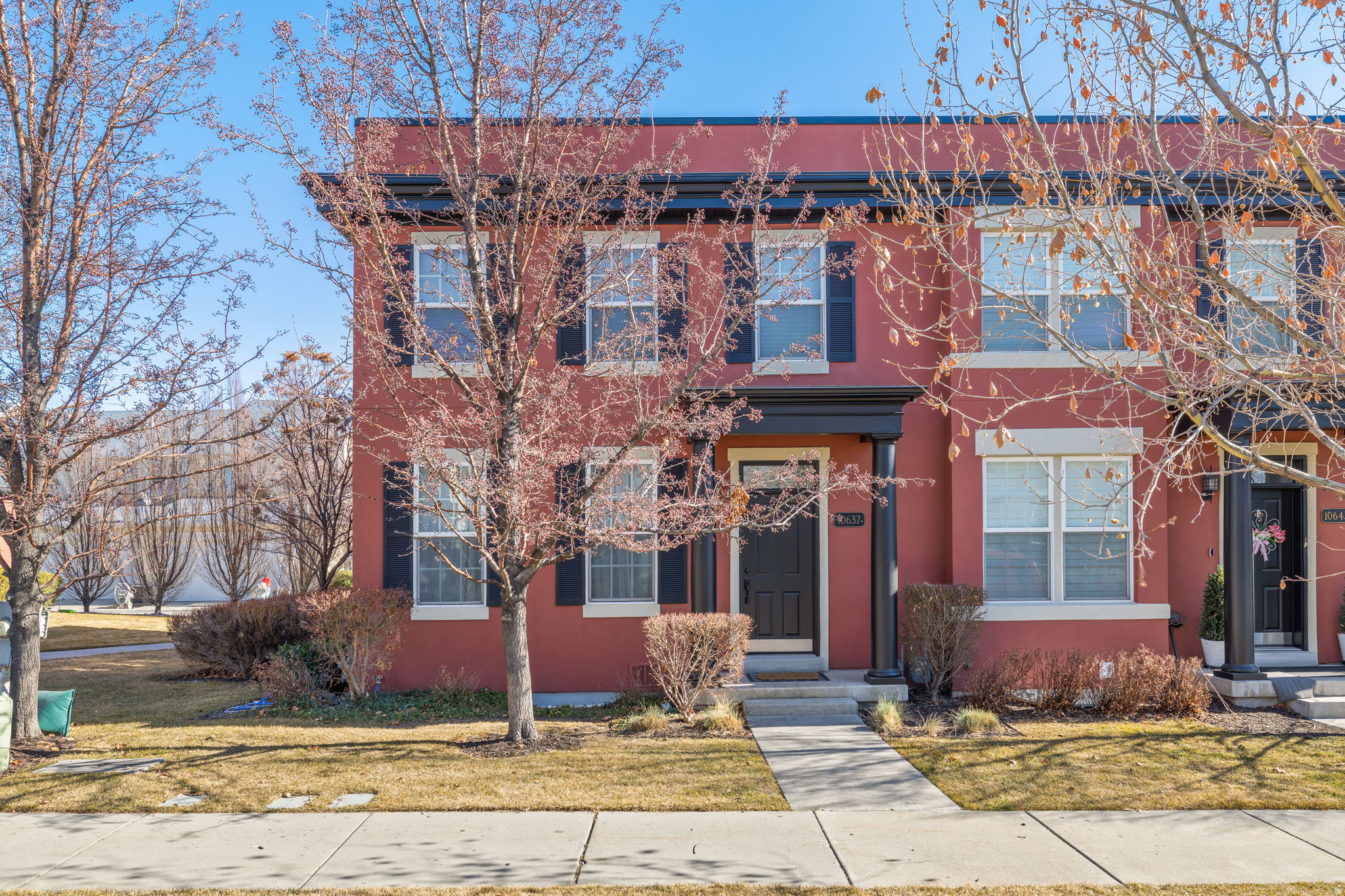 10637 S OQUIRRH LAKE RD