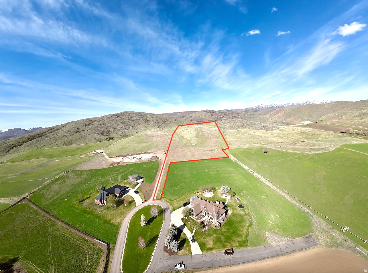 790 W ELK RUN DR