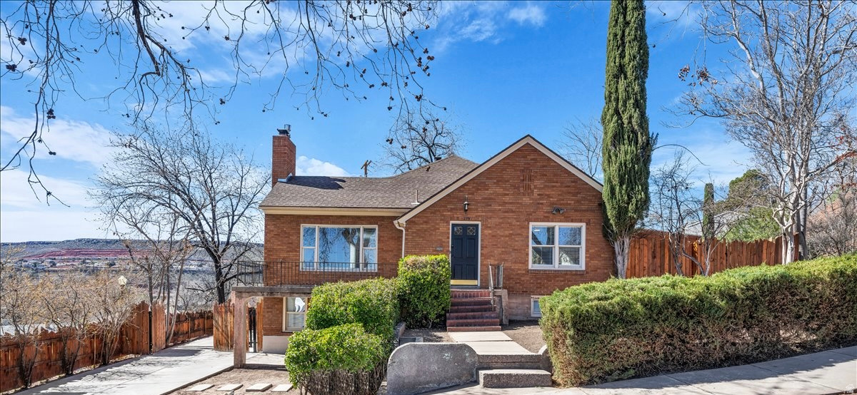 239 N MAIN ST