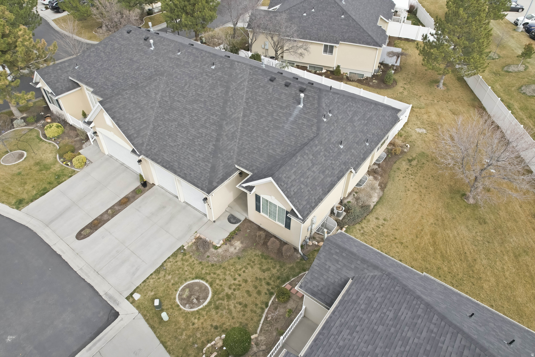 11873 S COTTAGE VIEW LN