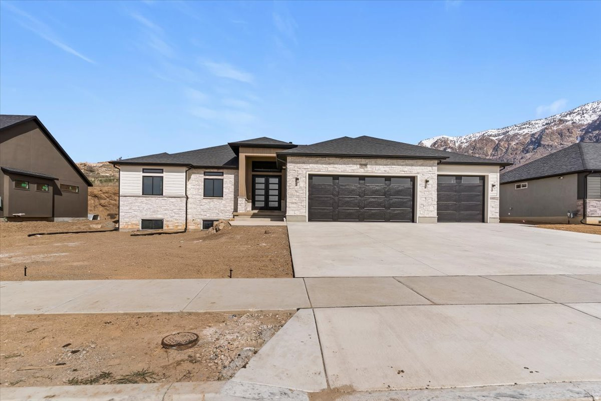 1278 W CARIBOU CT