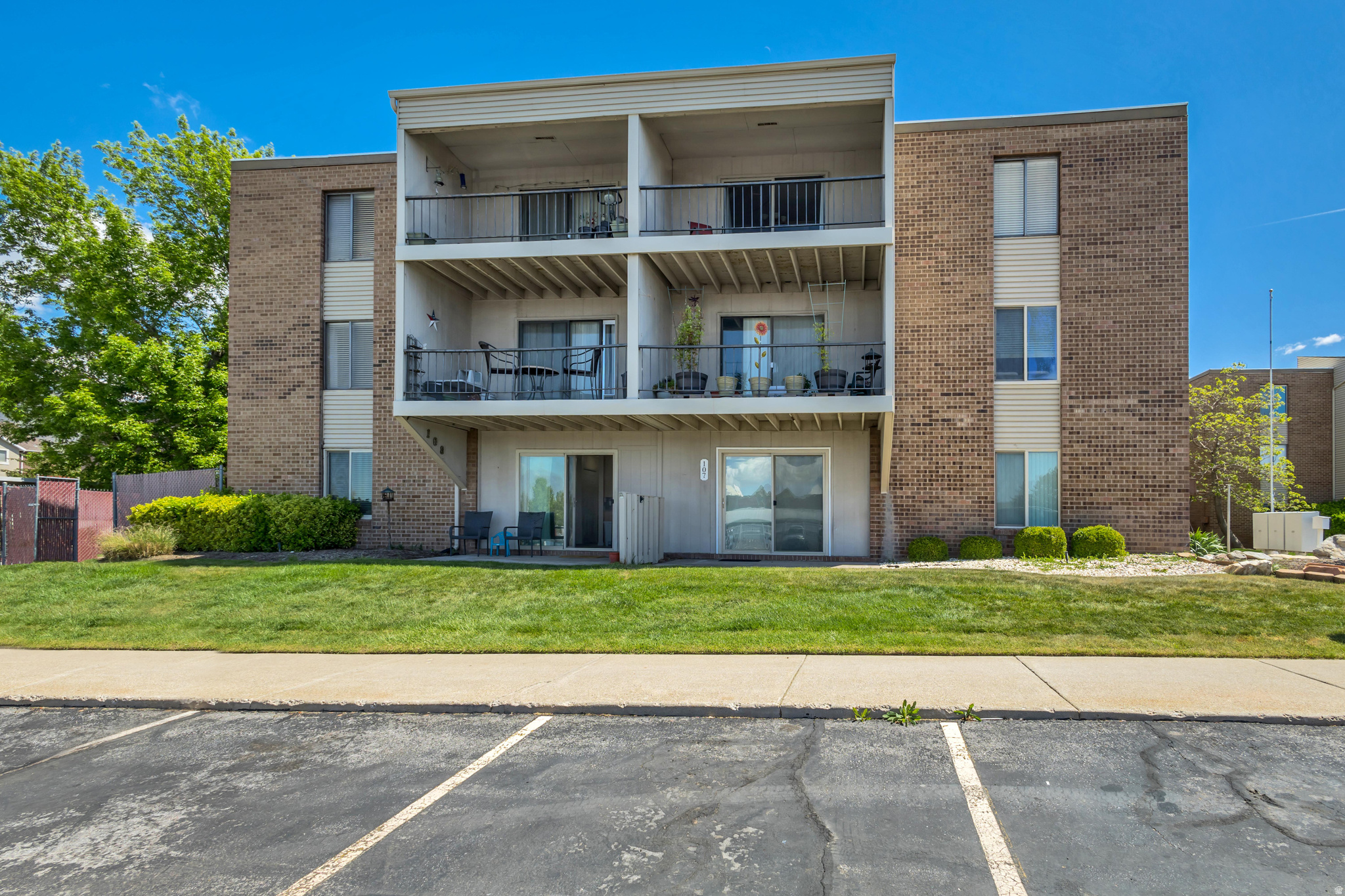 290 N 500 W #108