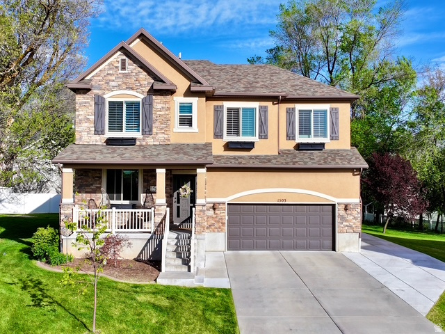 1503  DAYLILY CIR