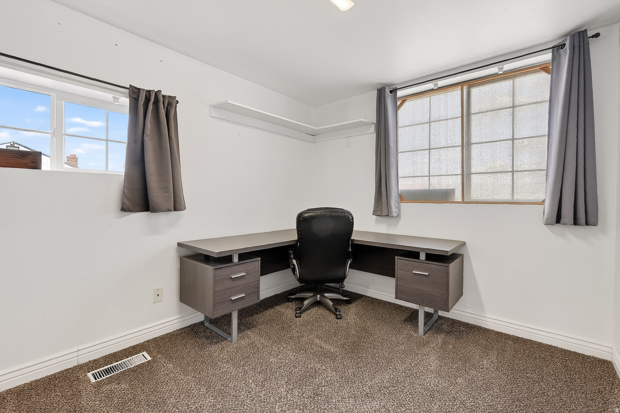 Photo 4