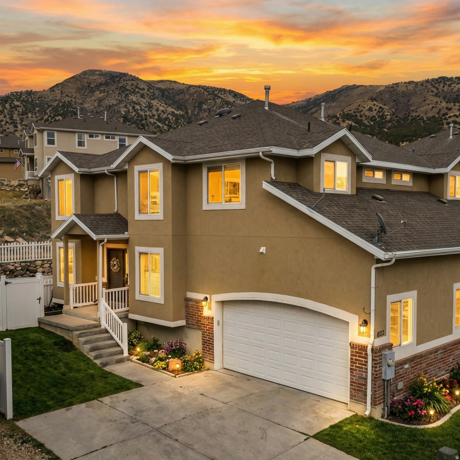 873 N VIOLET  #19