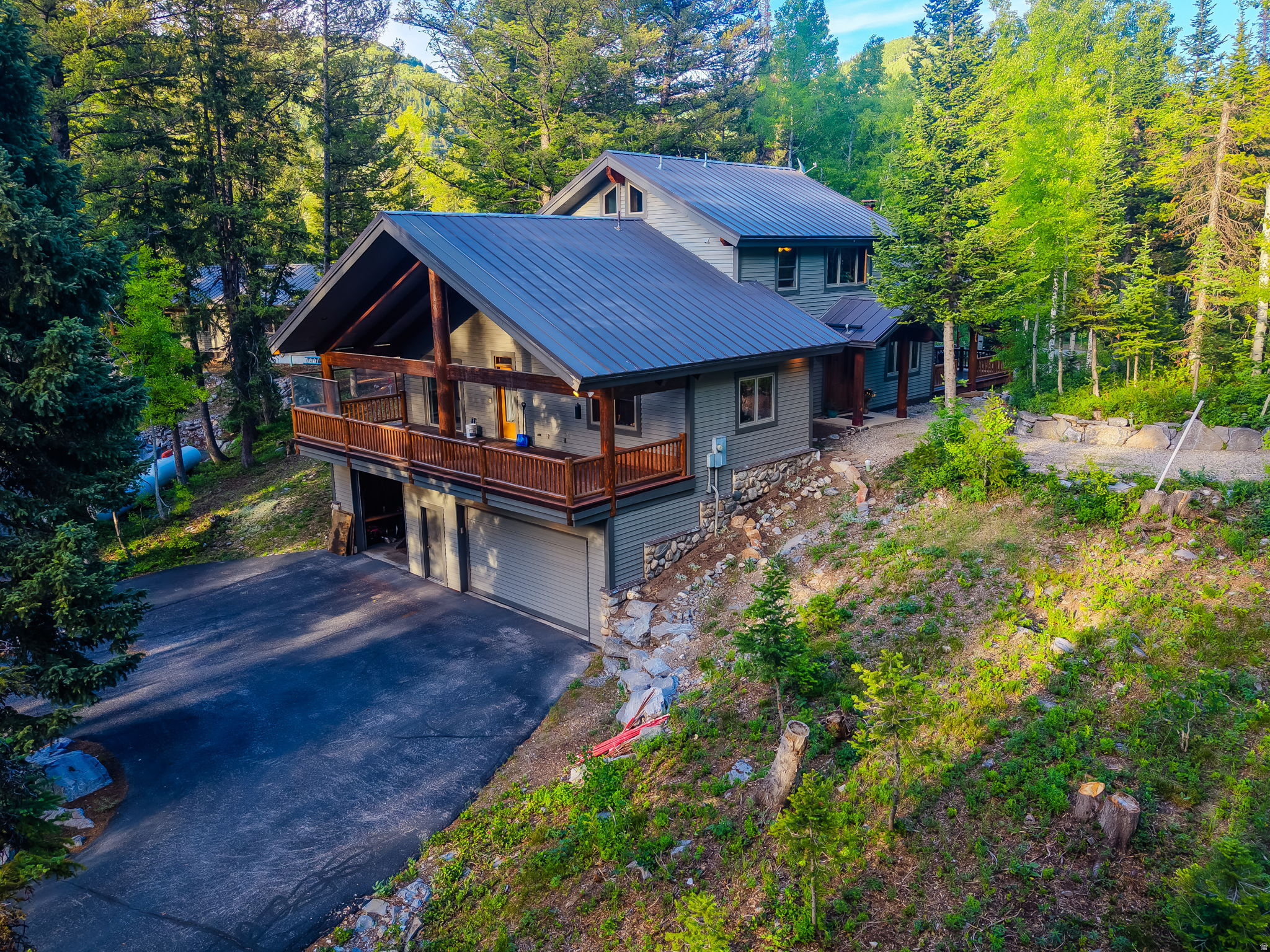 9443 E WILD CLEMATIS LN