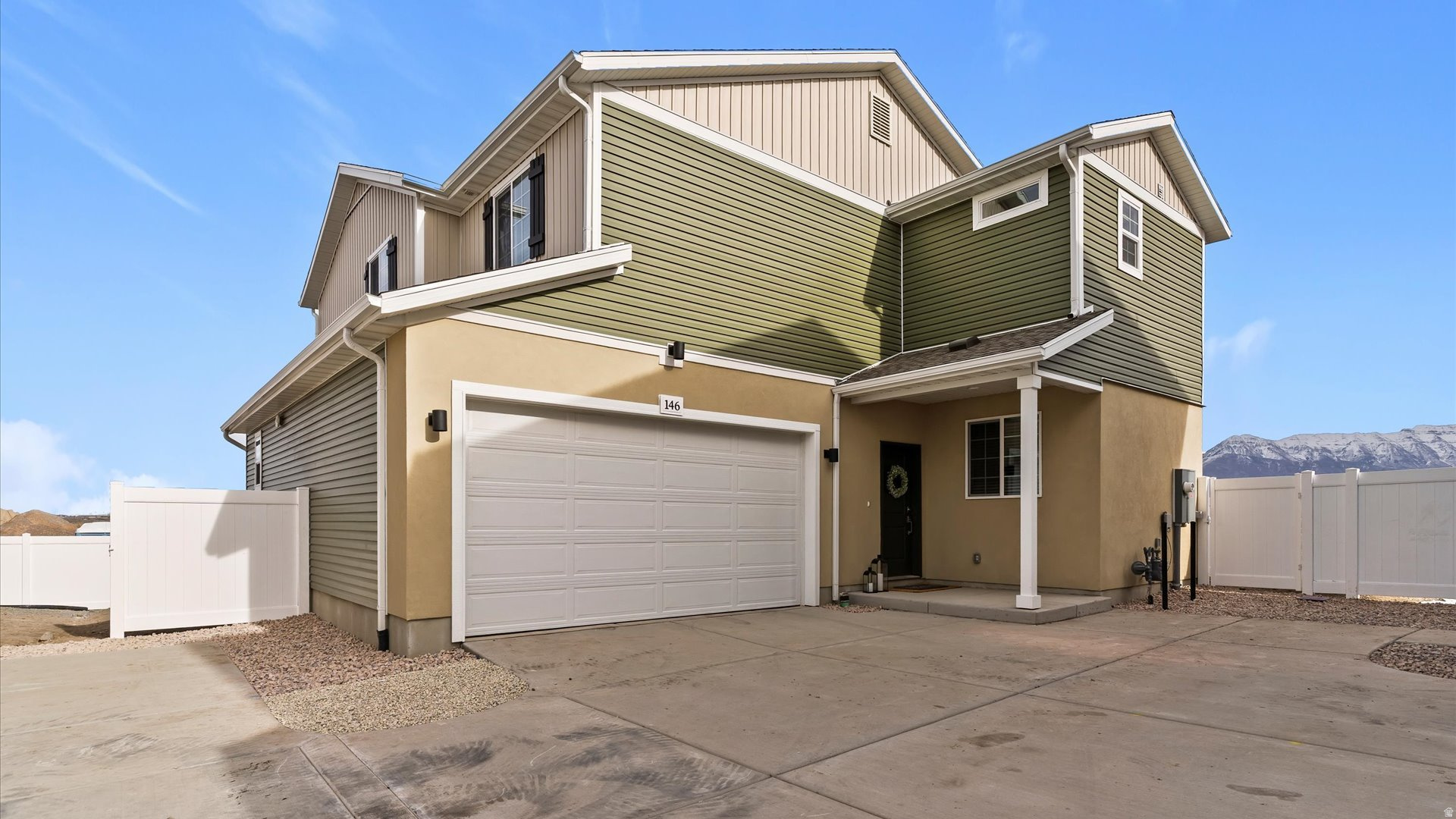 303 E KANAB CREEK DR
