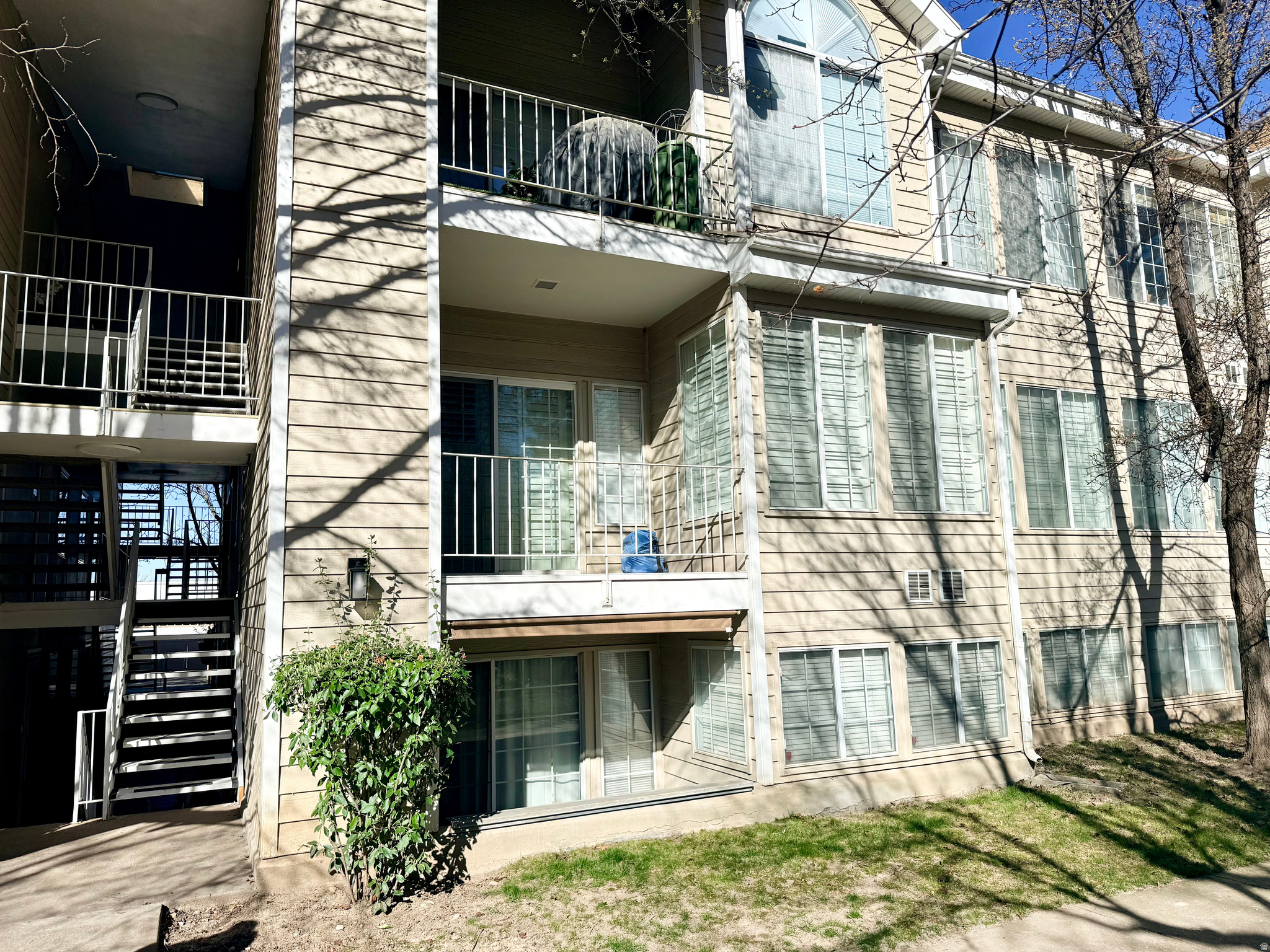 650 S MAIN ST #6206