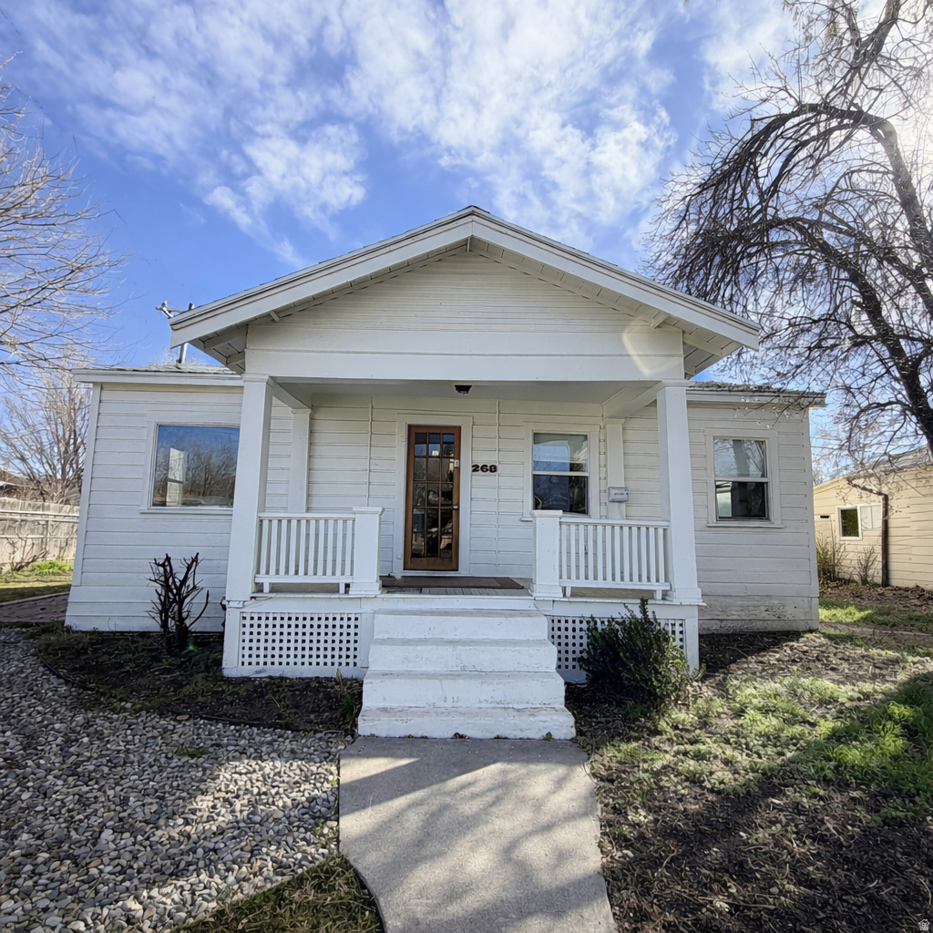 268 E KELSEY AVE