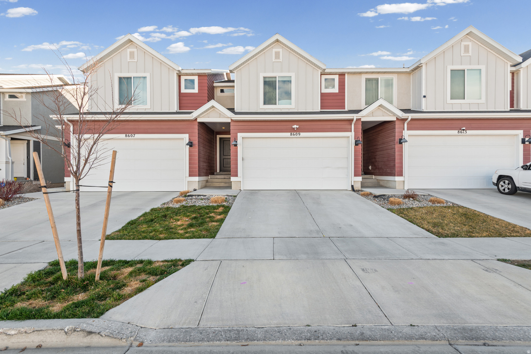 8609 W MEADOW BANK WAY