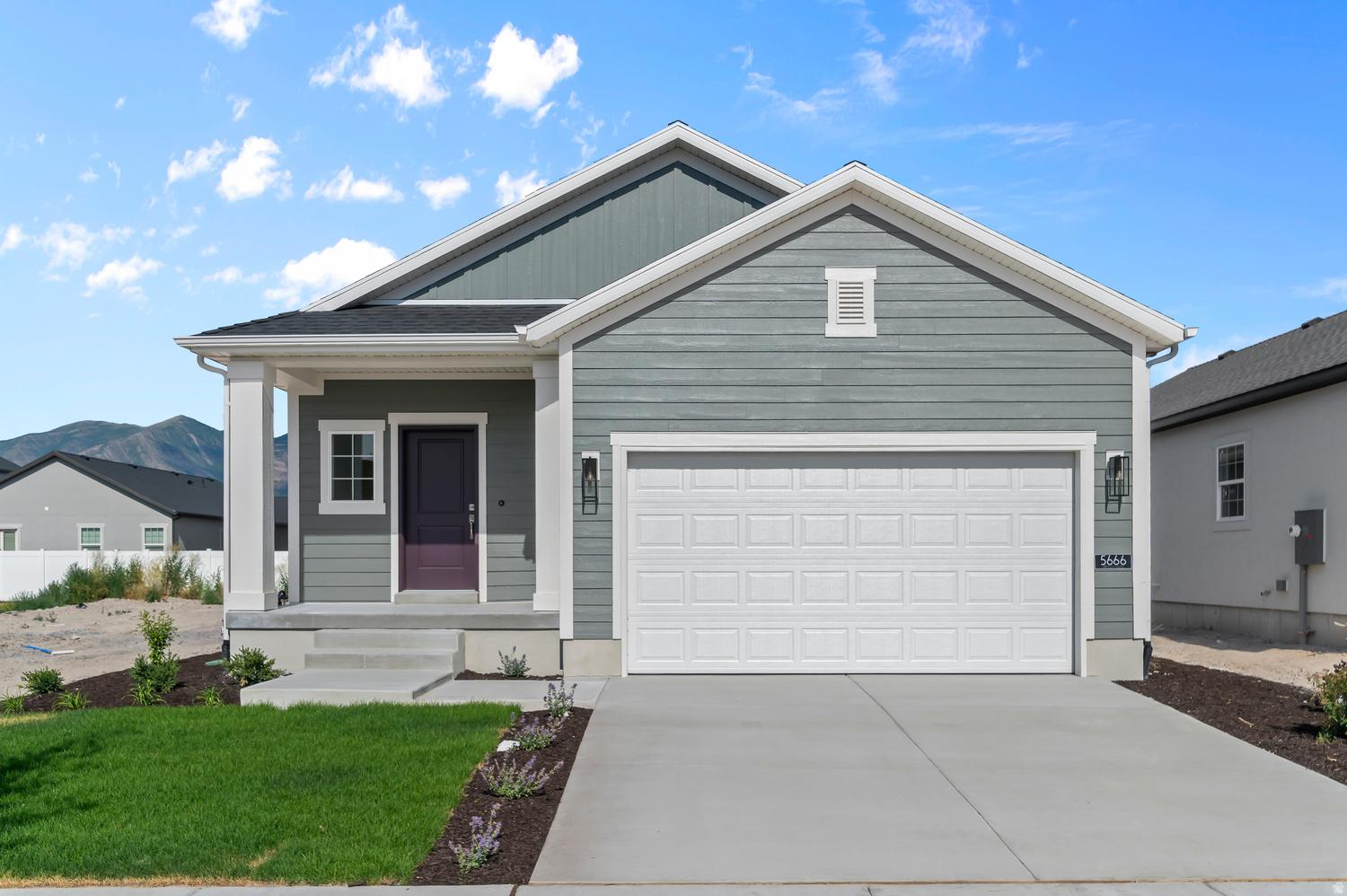 5666 N MALLARD DR