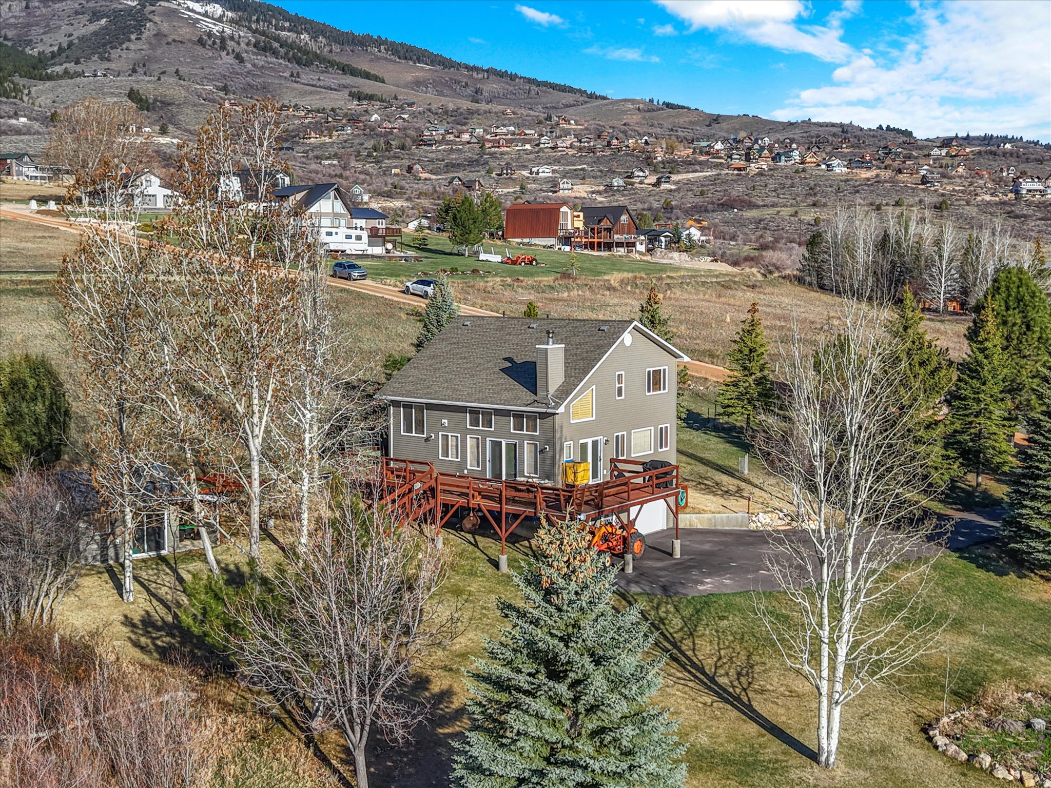 137  MAPLE DR #326&7