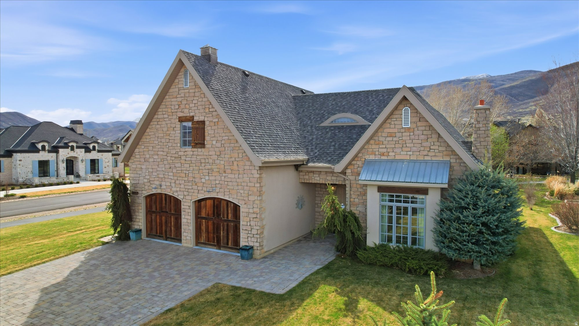 930 S PRICE FARM CT