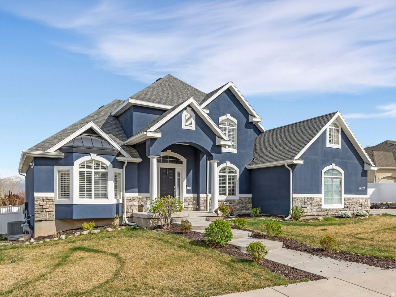 14227 S ARBOR ROSE CIR
