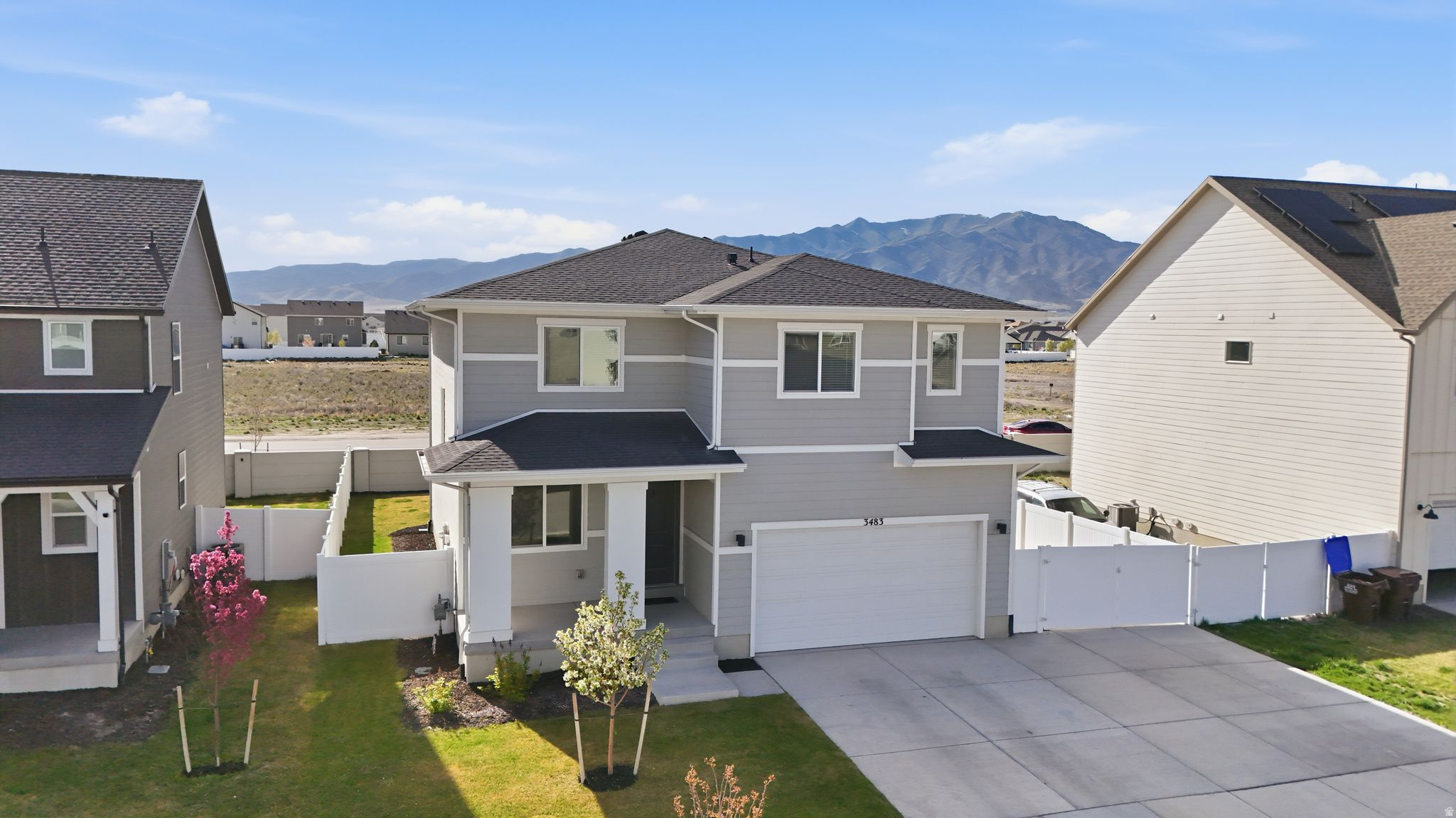 3483 N SPARROW LN