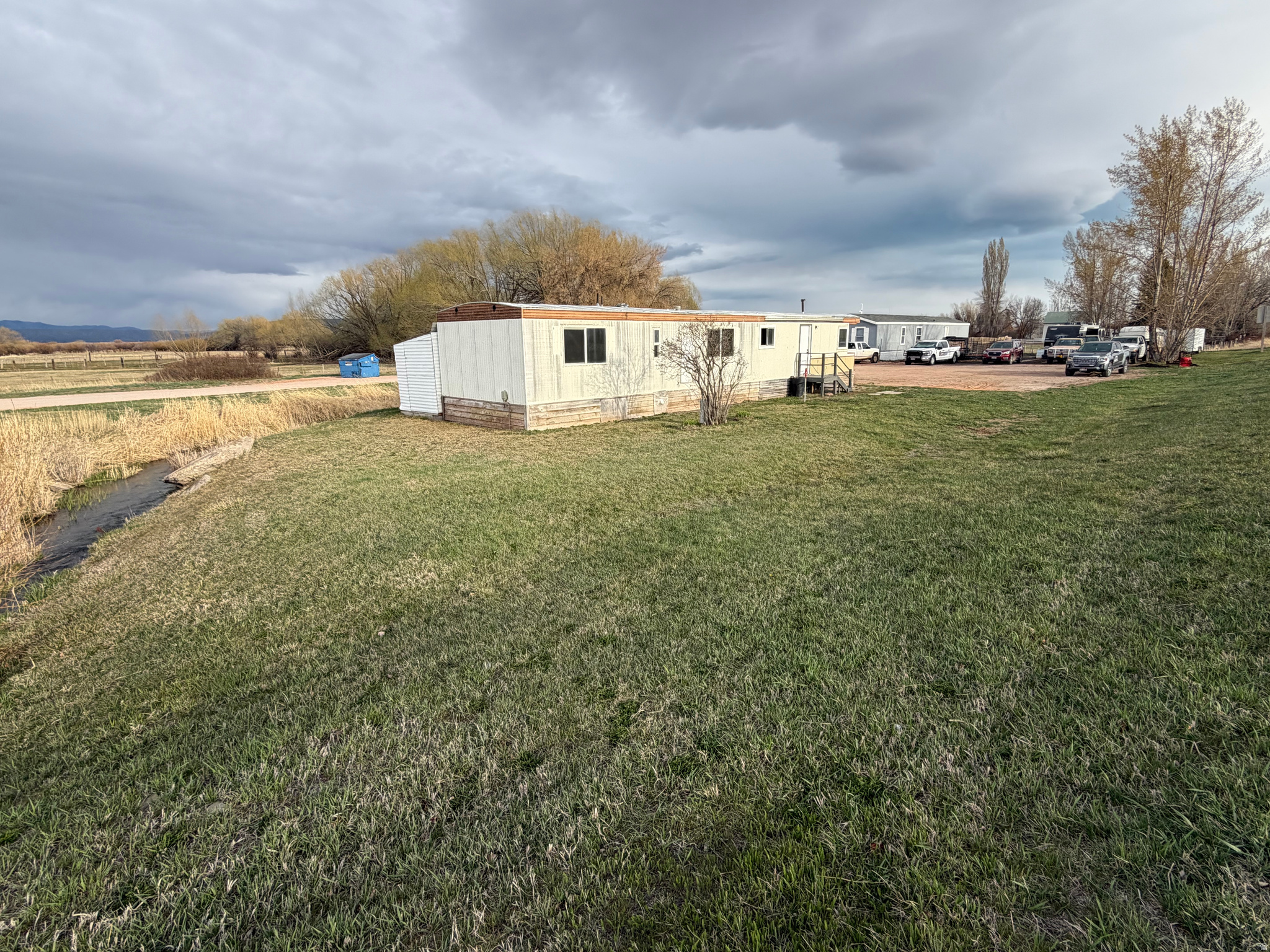 229 S MAIN ST #4