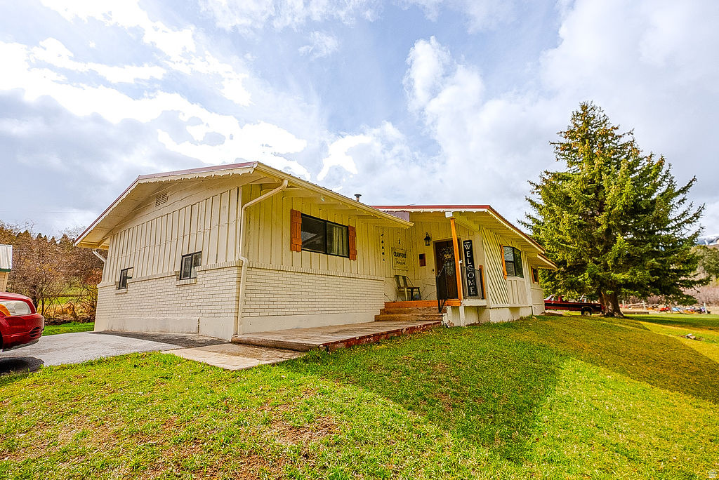 16  OLD OREGON RD