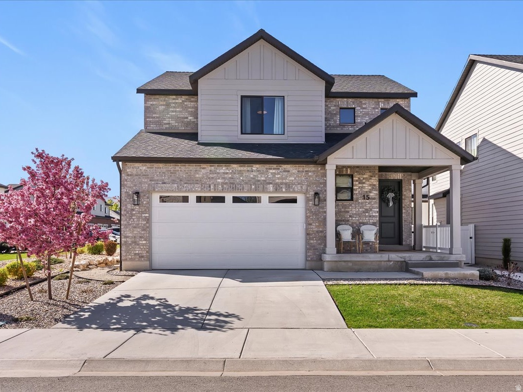 15 W ORCHARD LN