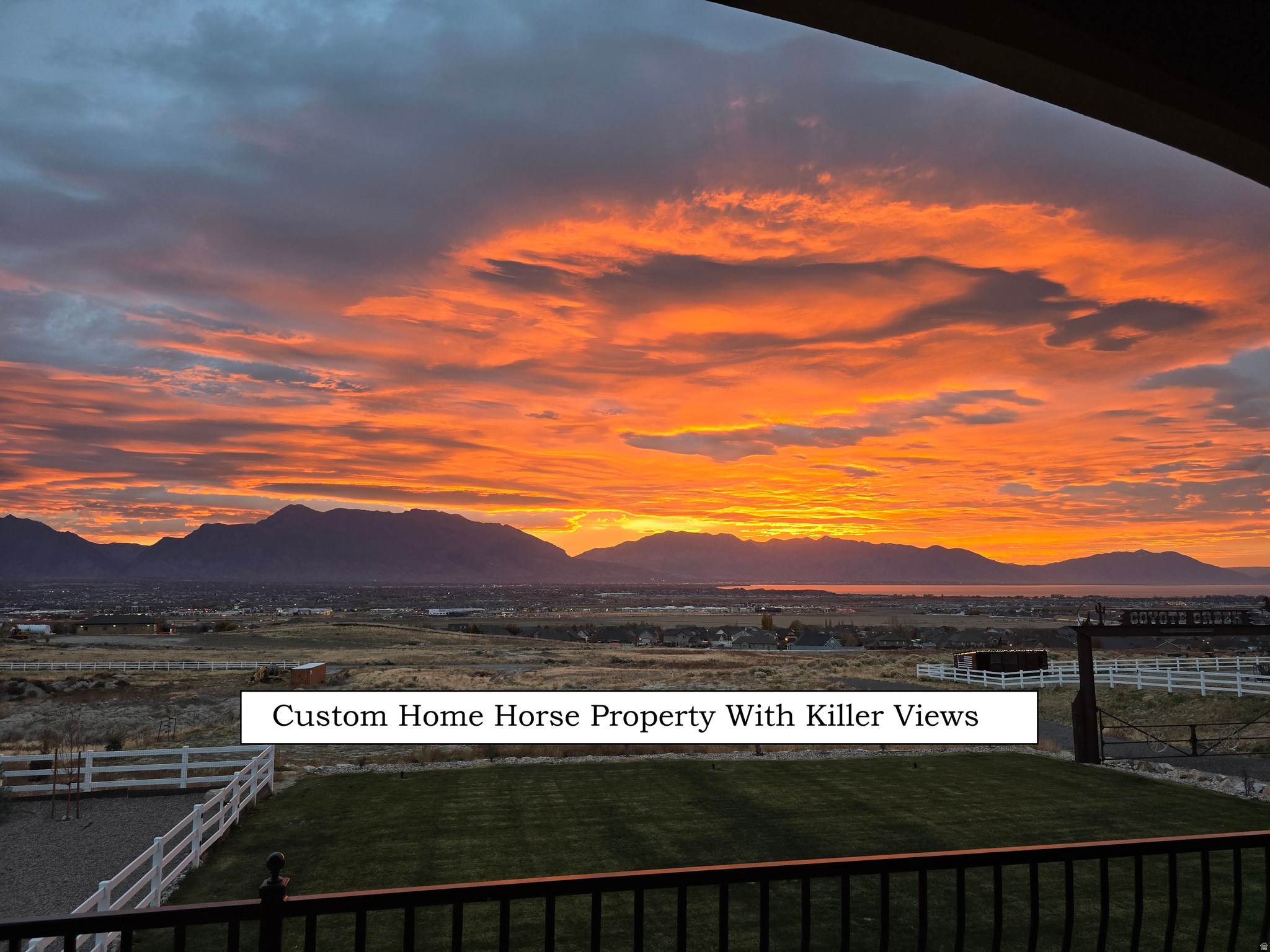 1102 N SUMMIT VIEW DR