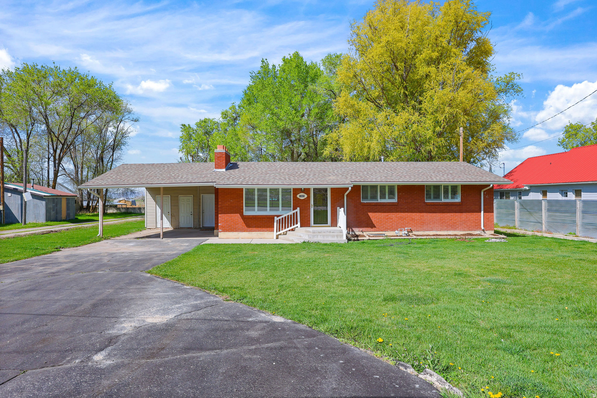 10805 N HWY 38