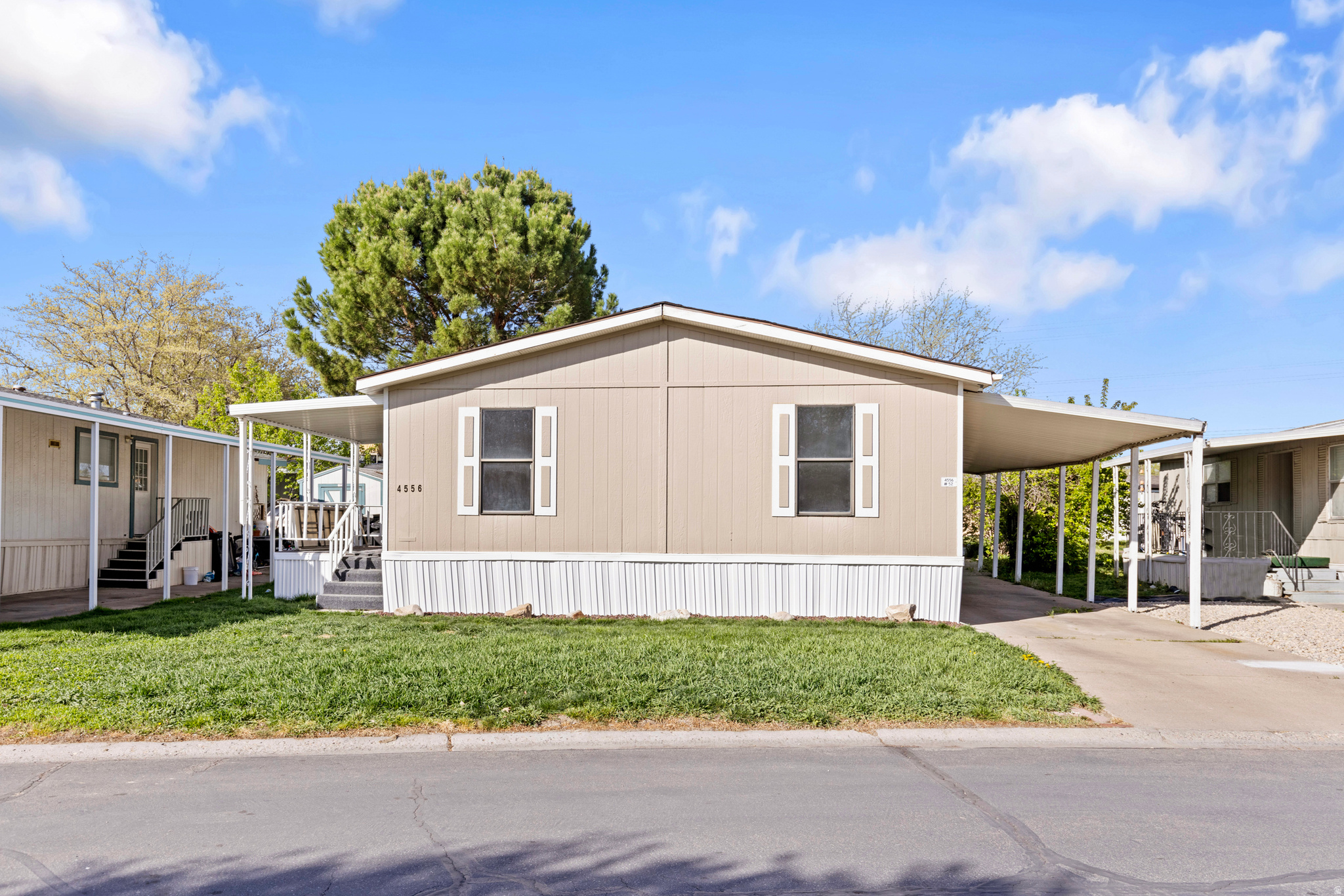 4556 S MERIDIAN CIR #52
