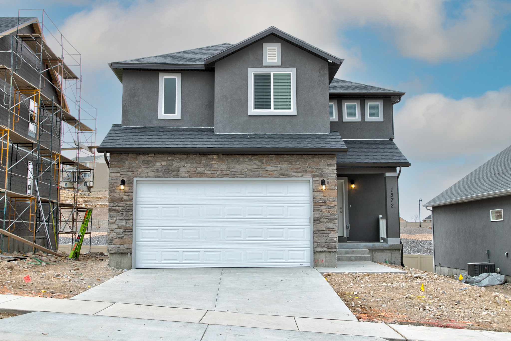 1738 S WINDSONG KAYL #315