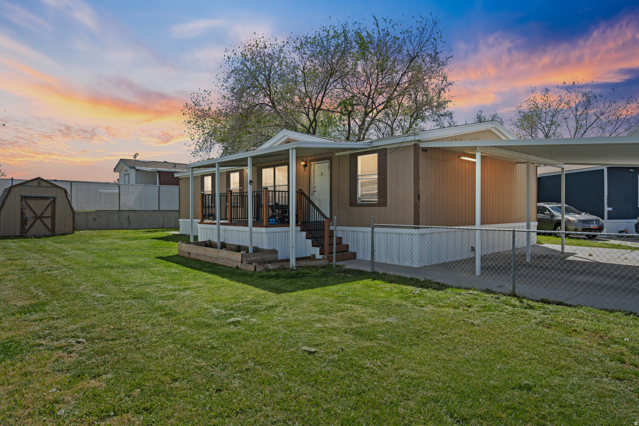2645  ARABIAN WAY