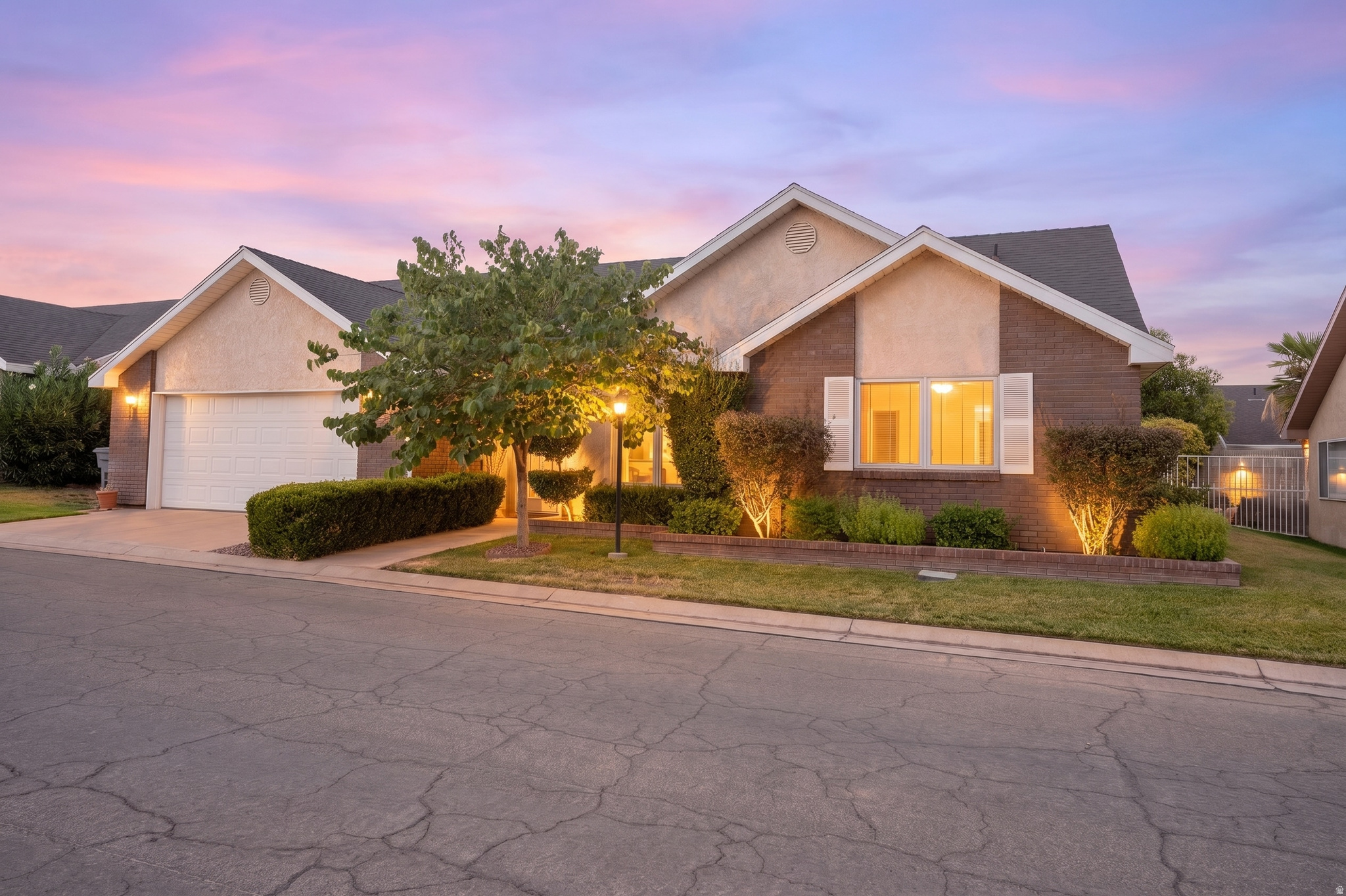 2050 W CANYON VIEW DR #25