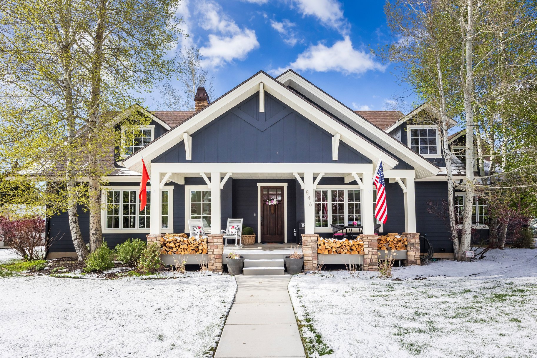 846 E DUTCH VIEW CT