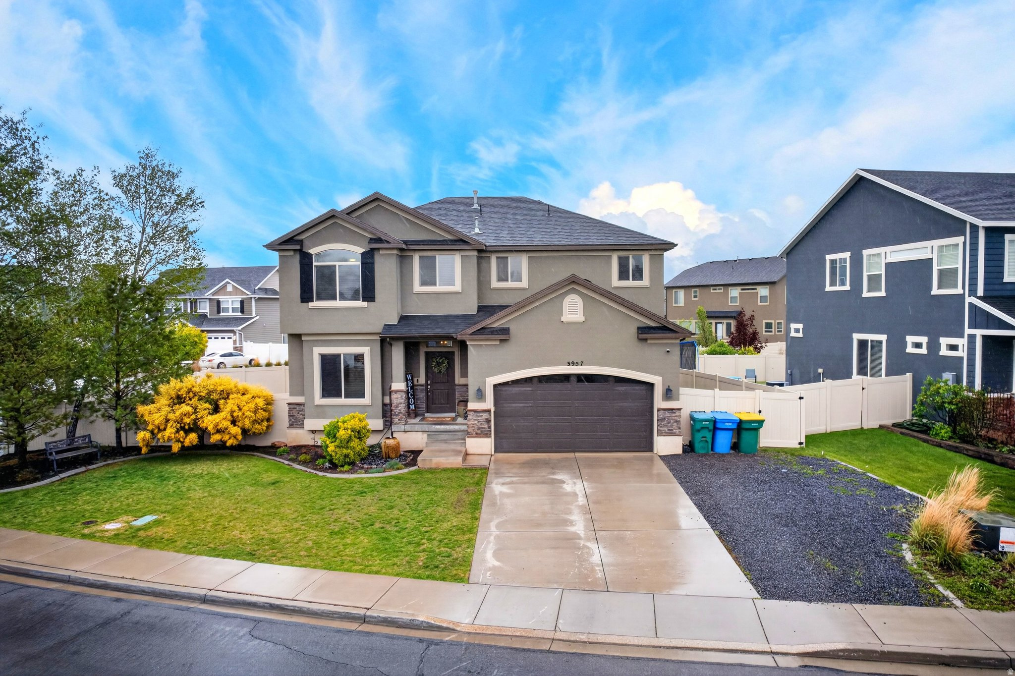 3957 W JORDAN VIEW DR