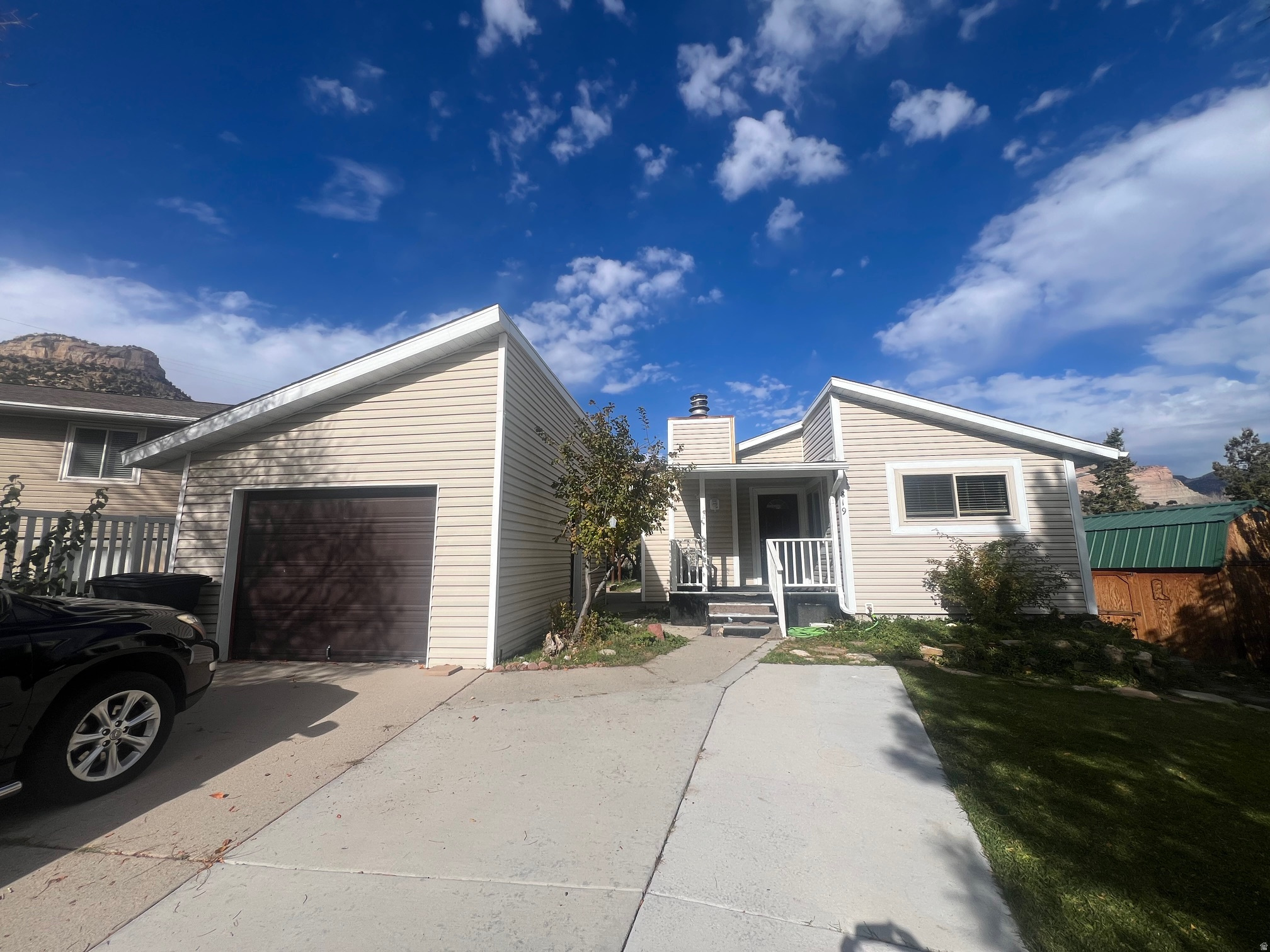 819  CASTLE GATE CIR
