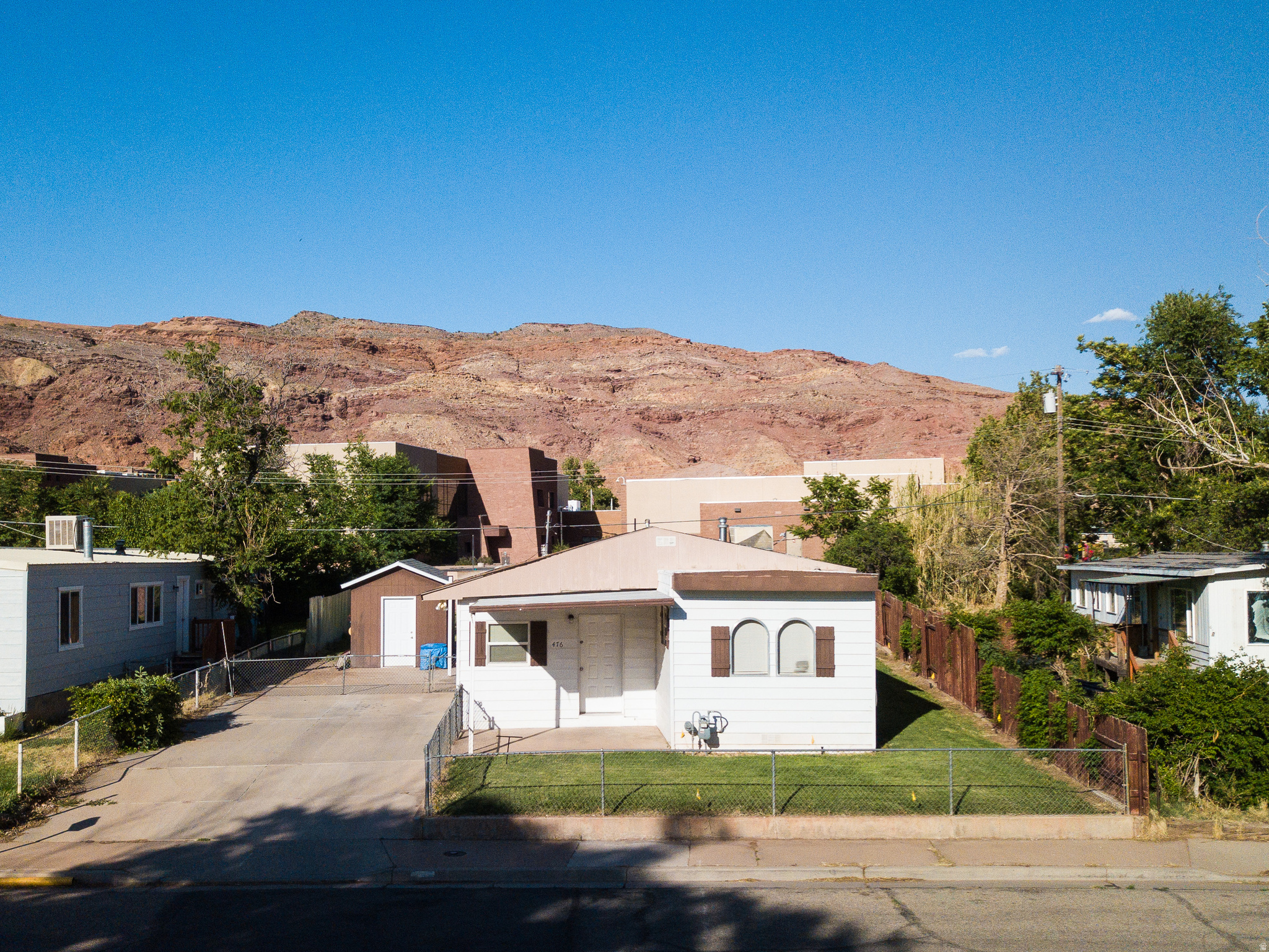 476 N CLIFFVIEW DR
