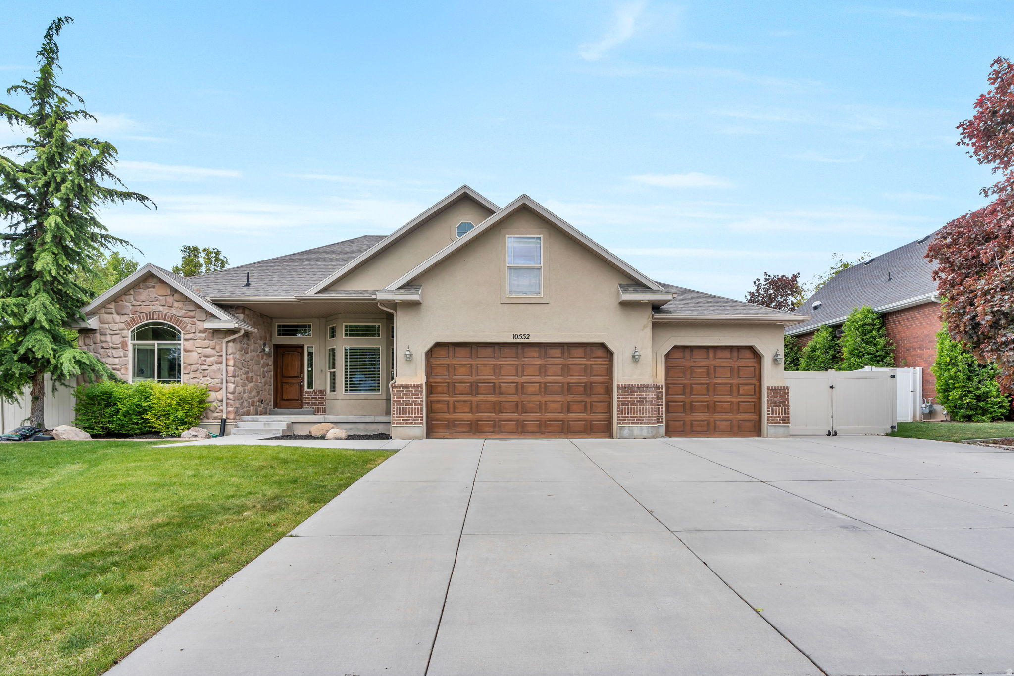 10552 S CREST HAVEN CT