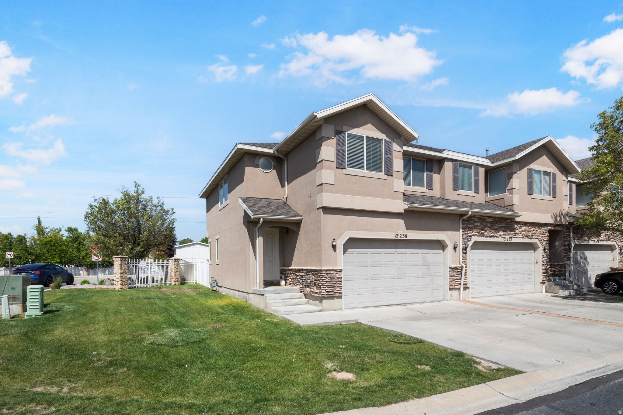 12238 S MADISON VIEW DR